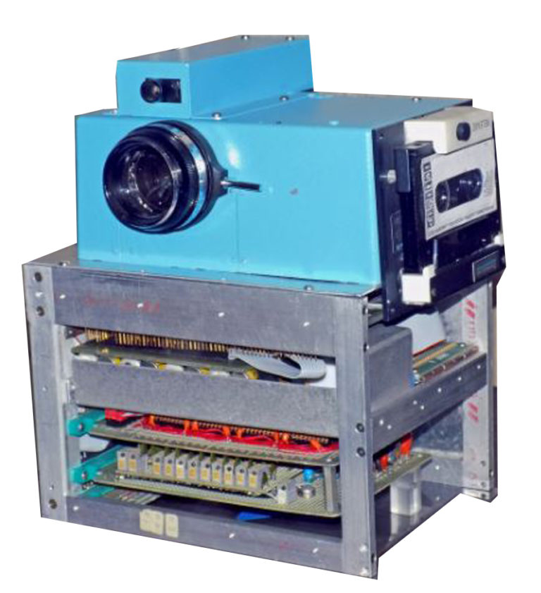 Первая цифровая типография ульяновск. Арбиз авто типография ульяновск. Цифровая типография. Первая цифровая ульяновск. Цифровой фотоаппарат 1975 kodak.