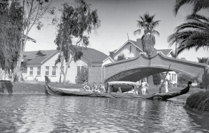 Canal Gondola Lion Tessa B